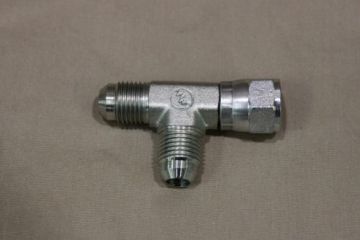-6AN Swivel "T" with Swivel On the Run
